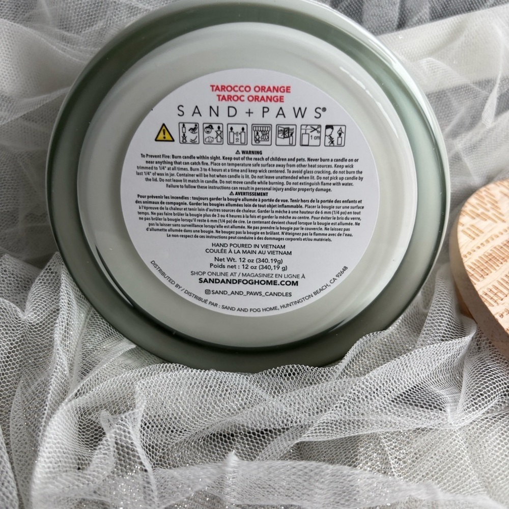 Sand + Paws Tarocco Orange Candle - Picture 4 of 4